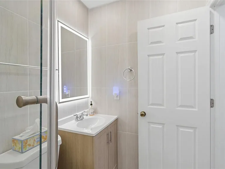 2060 Marilyn St #207 — Photo 23