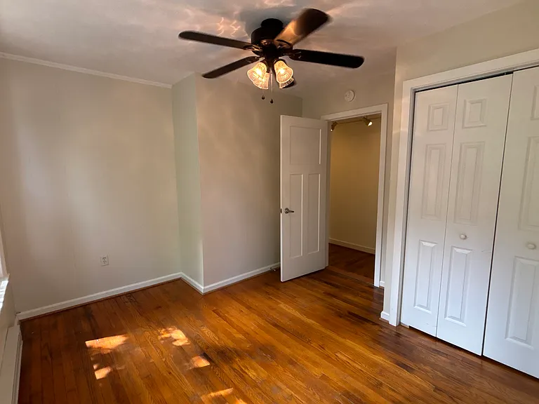 295 E Chestnut St #2 — Photo 9