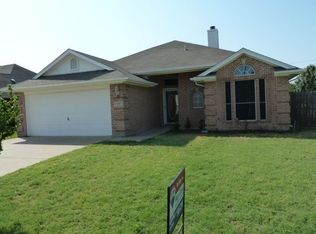 500 Arbor Ln, Burleson, TX 76028