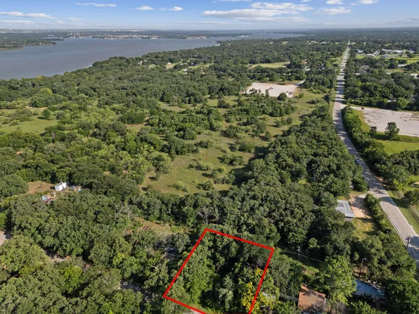 7222 Alcove St, Azle, TX 76020