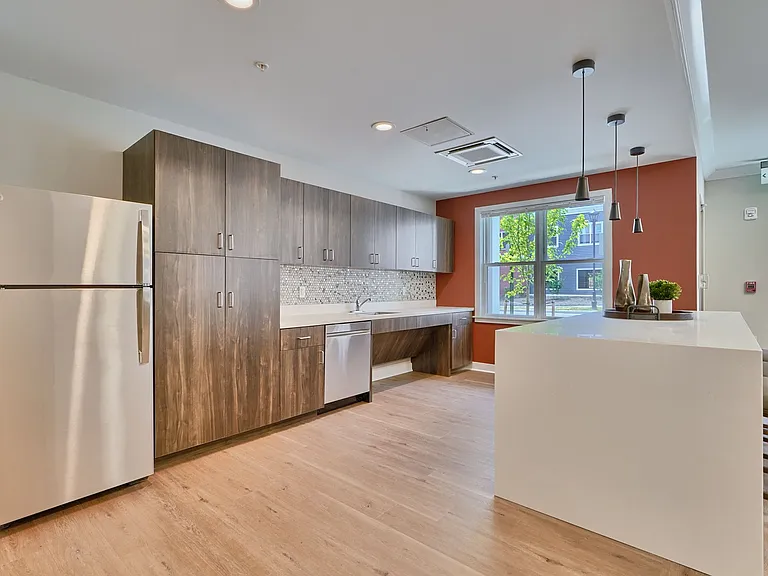 Foundry Square Apartments — Photo 20