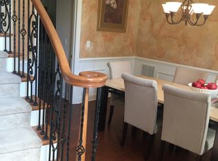 1090 Beacon Hill Xing, Alpharetta, GA 30005