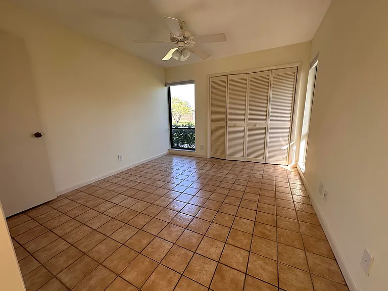 2687 SW Egret Pond Cir — Photo 5