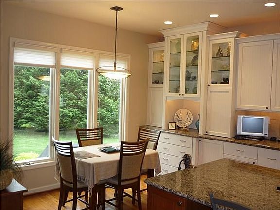 Renovated Gourmet Kitchen