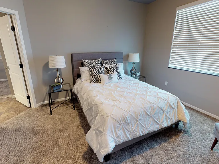 Cascades Townhomes — Photo 8