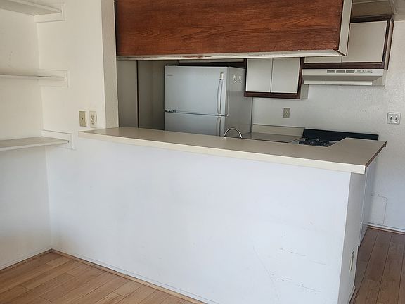 2nd image of 10129 Commerce Ave #9