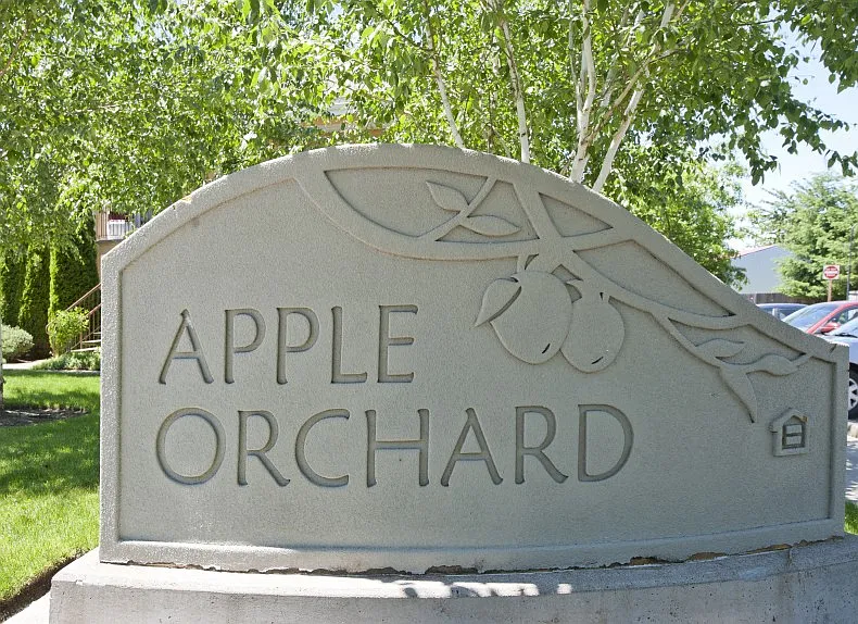 Apple Orchard Village — Photo 2