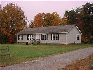 2nd image of 425 Talley Rd