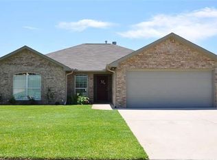 11311 Triple Crown Dr, Flint, TX 75762