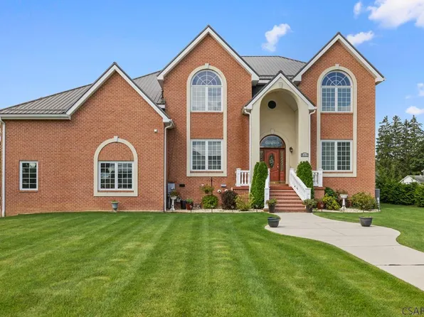 600 Saint Clair Rd, Johnstown, PA 15905