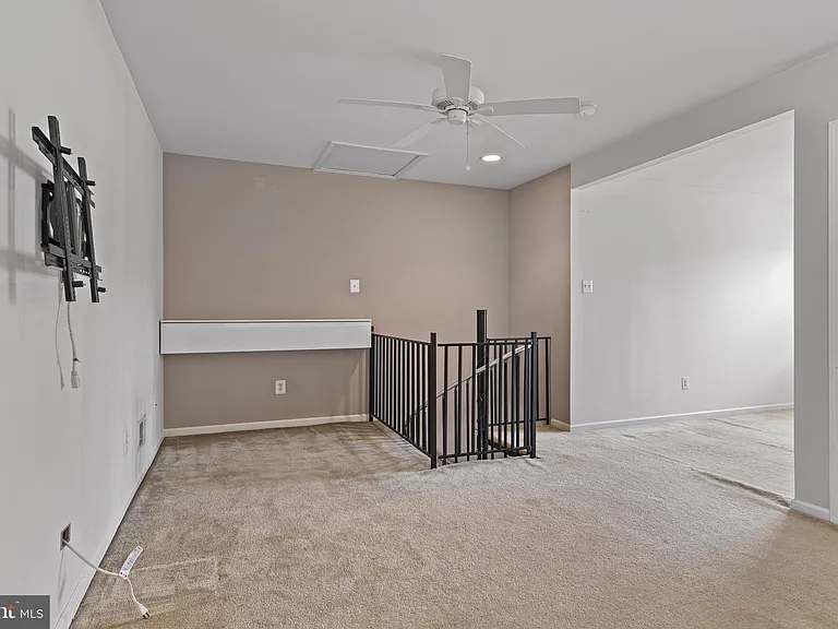 312 Riverbirch Cir #802 — Photo 33