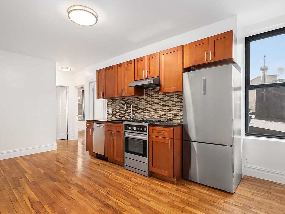 1st image of 322 W 11th St APT 11