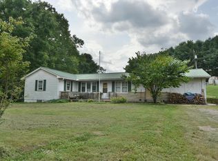 13555 Old McArthur Rd, Logan, OH 43138