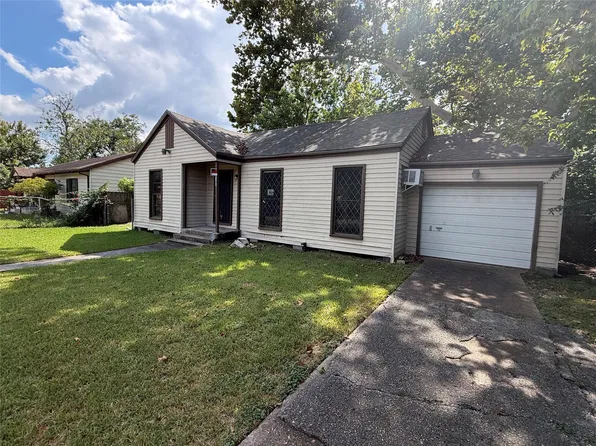 7306 Garden St, Houston, TX 77012