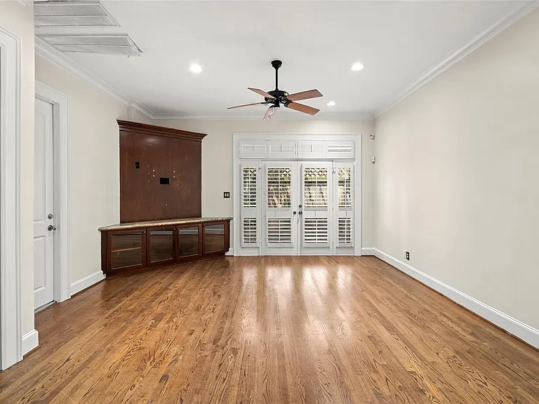 1505 Potomac Dr — Photo 15