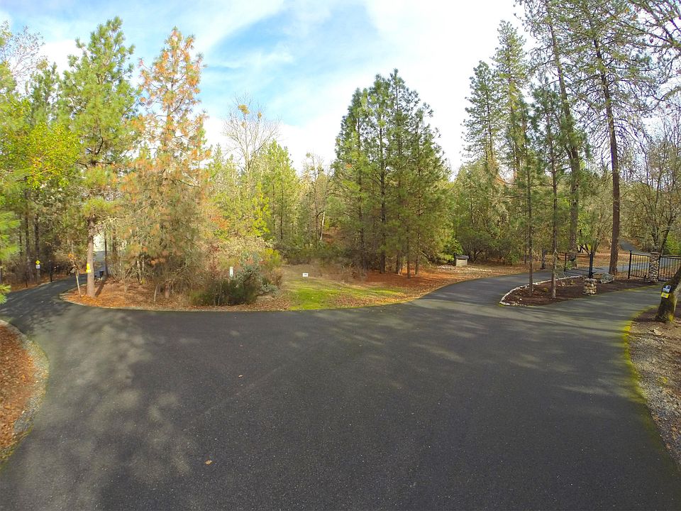 1st image of 133 Hampshire Cir