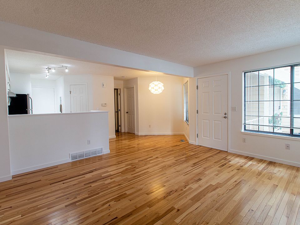 Living room, looking toward the main entry.