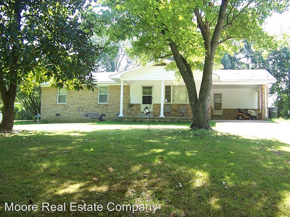 2nd image of 731 Doran Rd