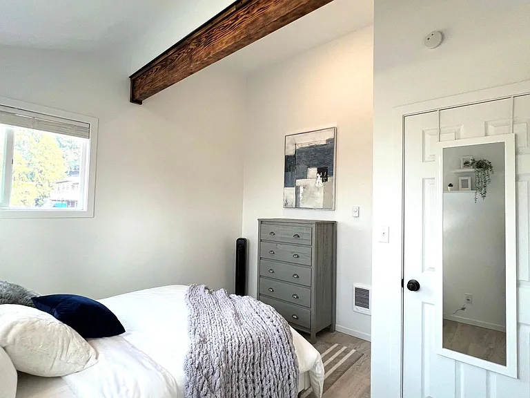 4714 N Ferdinand St — Photo 13