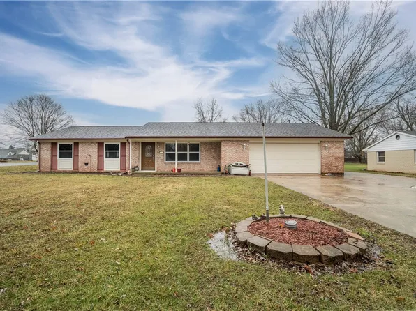 5485 Knollwood Dr, Lewisburg, OH 45338