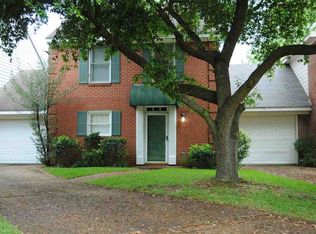 10 Oakford Ct, Jackson, MS 39211