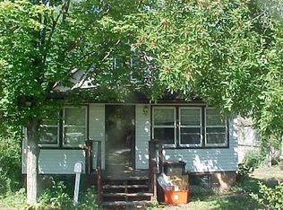 319 S Prairie St, Prairie Du Chien, WI 53821