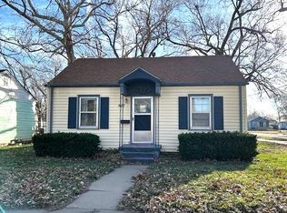 827 Merrill St, Salina, KS 67401