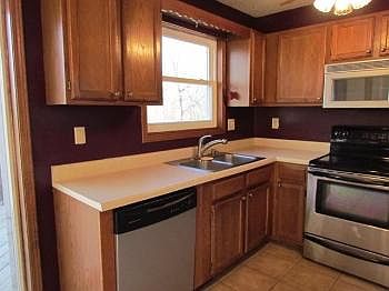 4th image of 20776 Hank Ln