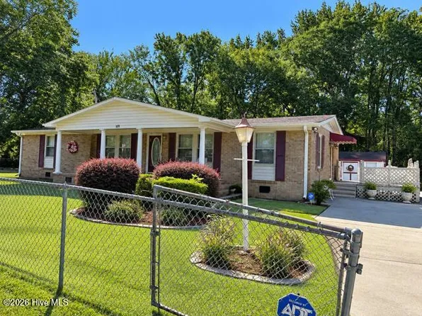 409 E Railroad Street, Robersonville, NC 27871