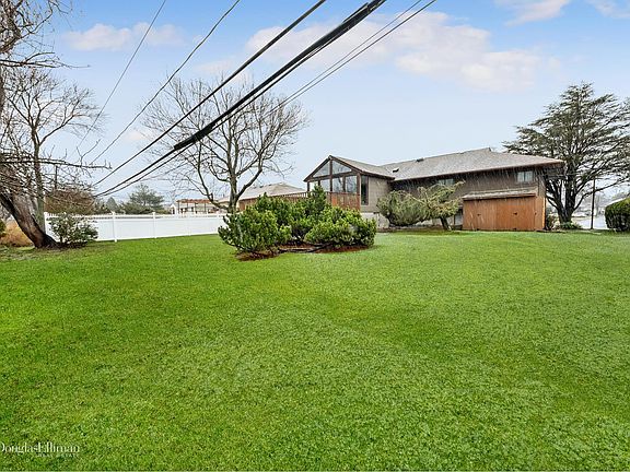 4th image of 26 Beatrice Ln