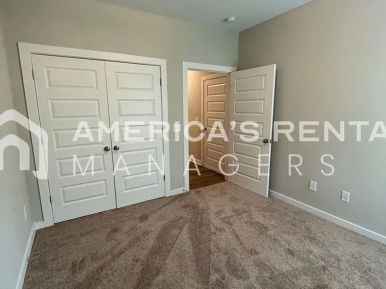 10317 Middleton Rd — Photo 27