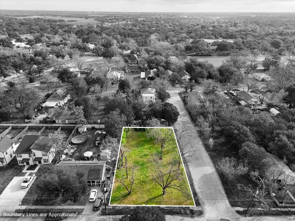 1801 N 7th St, Waco, TX 76707