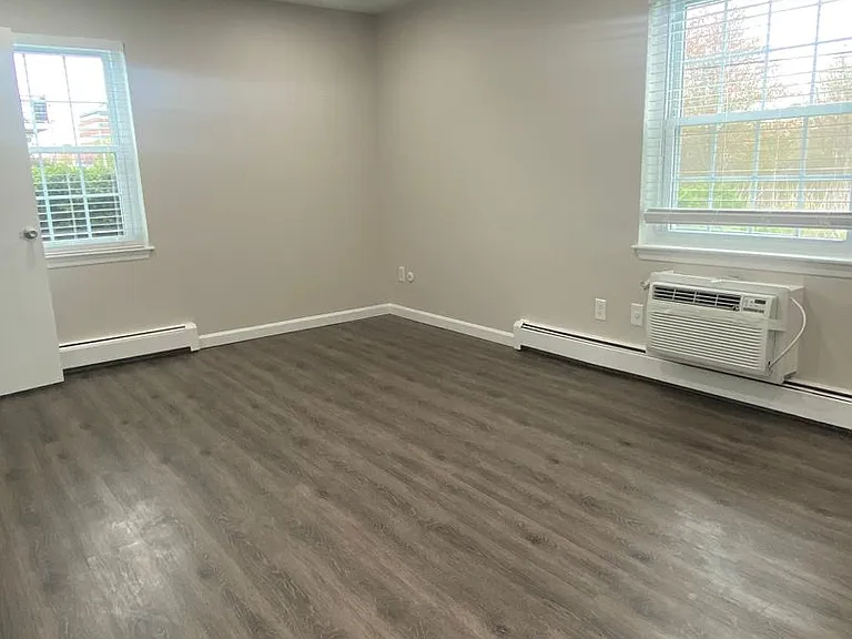 Northgate Apartments — Photo 17