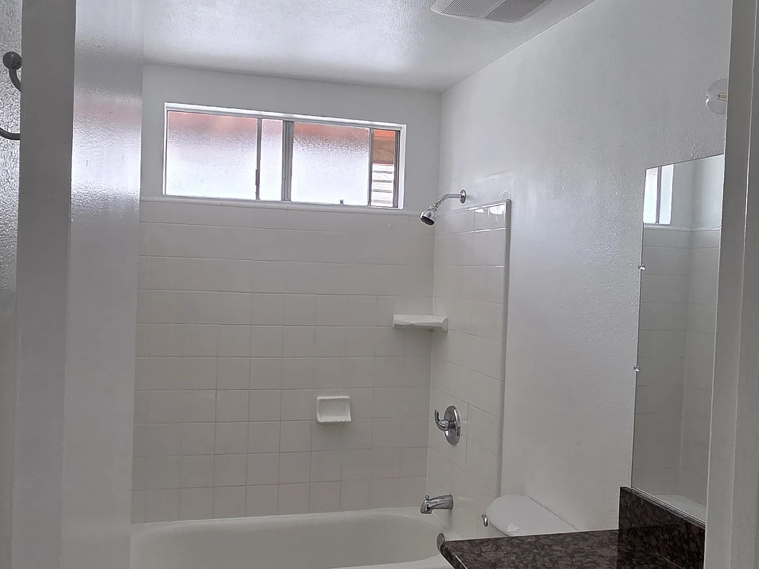 2 bed, 1.5 bath, 1200 sqft, $2,800 — Photo 2