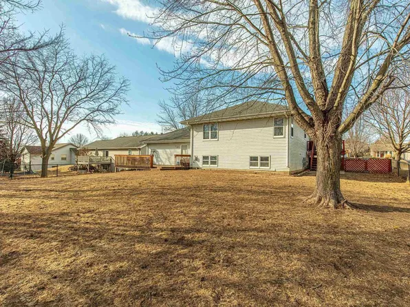 411 SCOTT Drive, Deforest, WI 53532