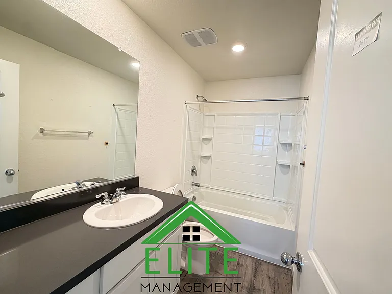 5296 Molino Cir — Photo 18