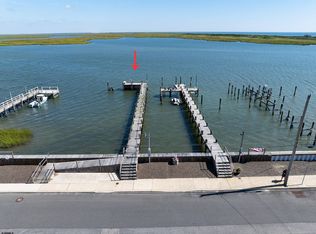 25 12th St N, Brigantine, NJ 08203