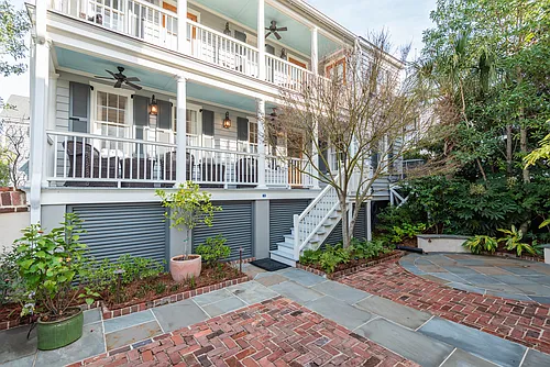 108 Smith St #M Photo 1