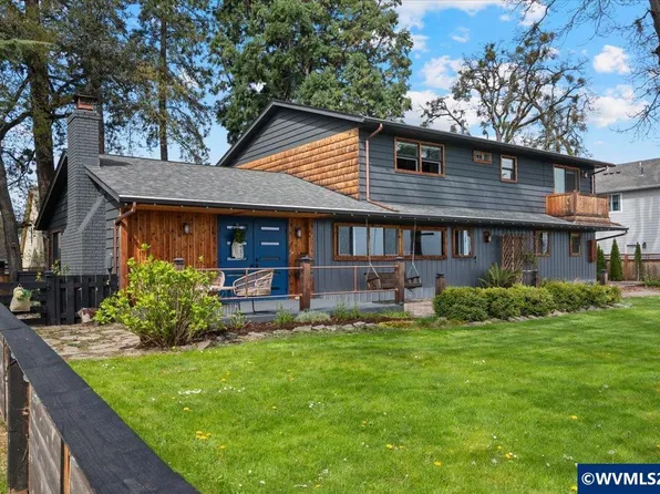 1798 Ammon St NW, Salem, OR 97304