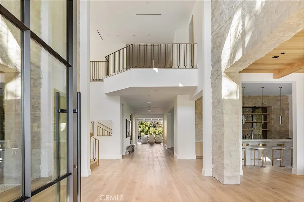 7 bed, 11.0 bath, 15110 sqft, $175,000 — Photo 4