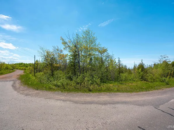 1 Airport Rd #Co-35b, Calumet, MI 49913