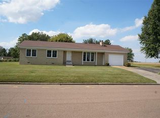 3620 Lakeview Dr, Union City, TN 38261