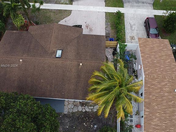 3rd image of 8230 SW 4th Ct