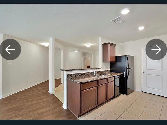 5th image of 15418 Hillside Mill Dr