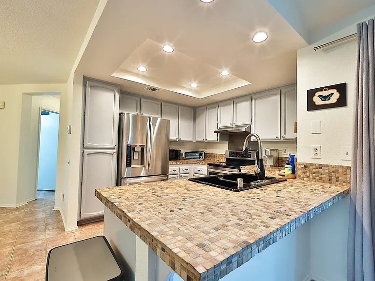 115 Rambling Dr — Photo 18