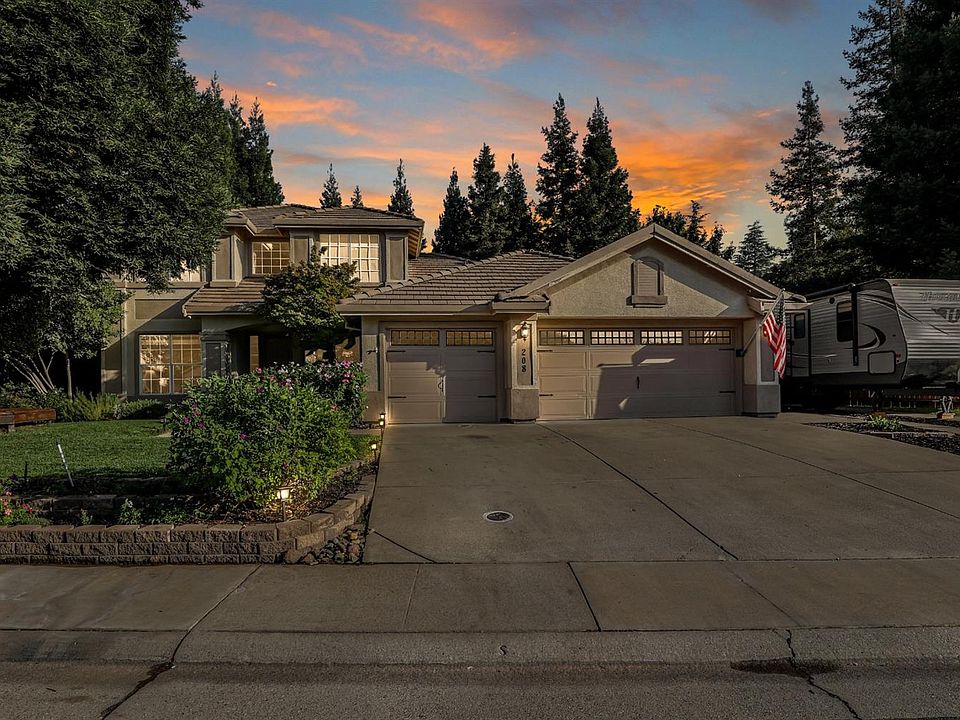 1st image of 208 Wailea Ct