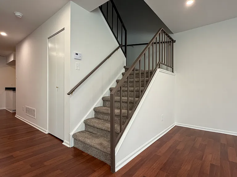 4124 Salford Ct — Photo 3