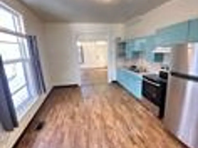 TD1227 — Photo 2