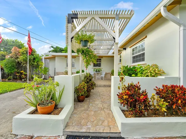 5601 Souchak Drive Drive, West Palm Beach, FL 33413