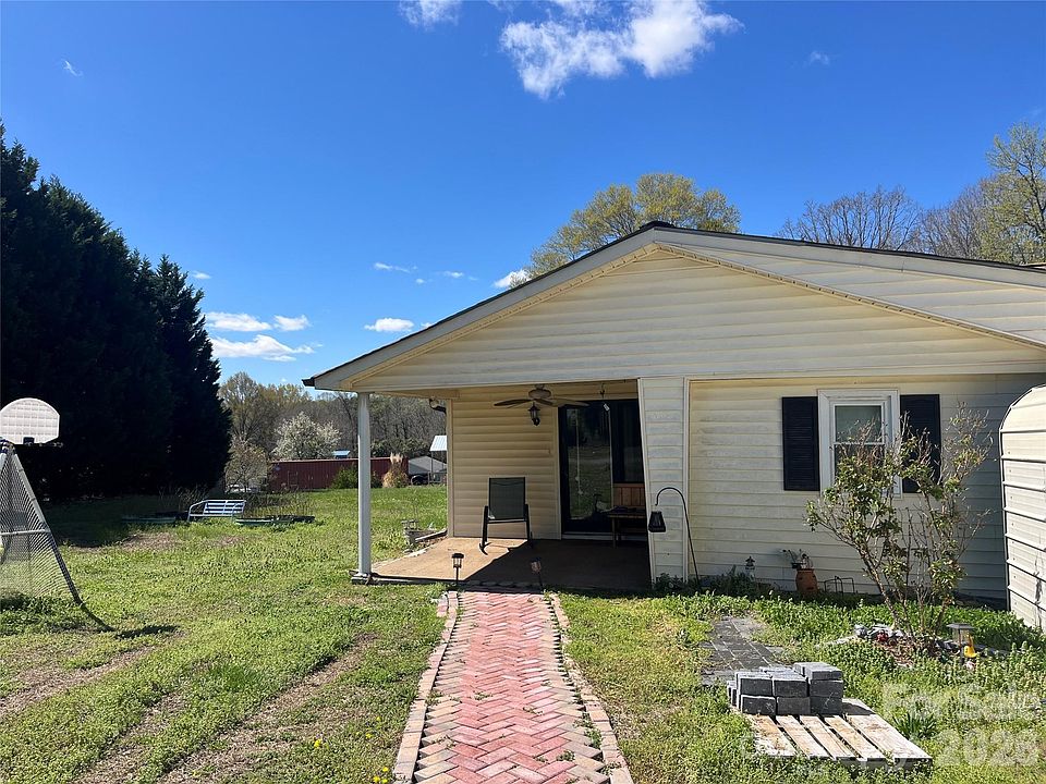 1st image of 1021 Ebenezer Rd